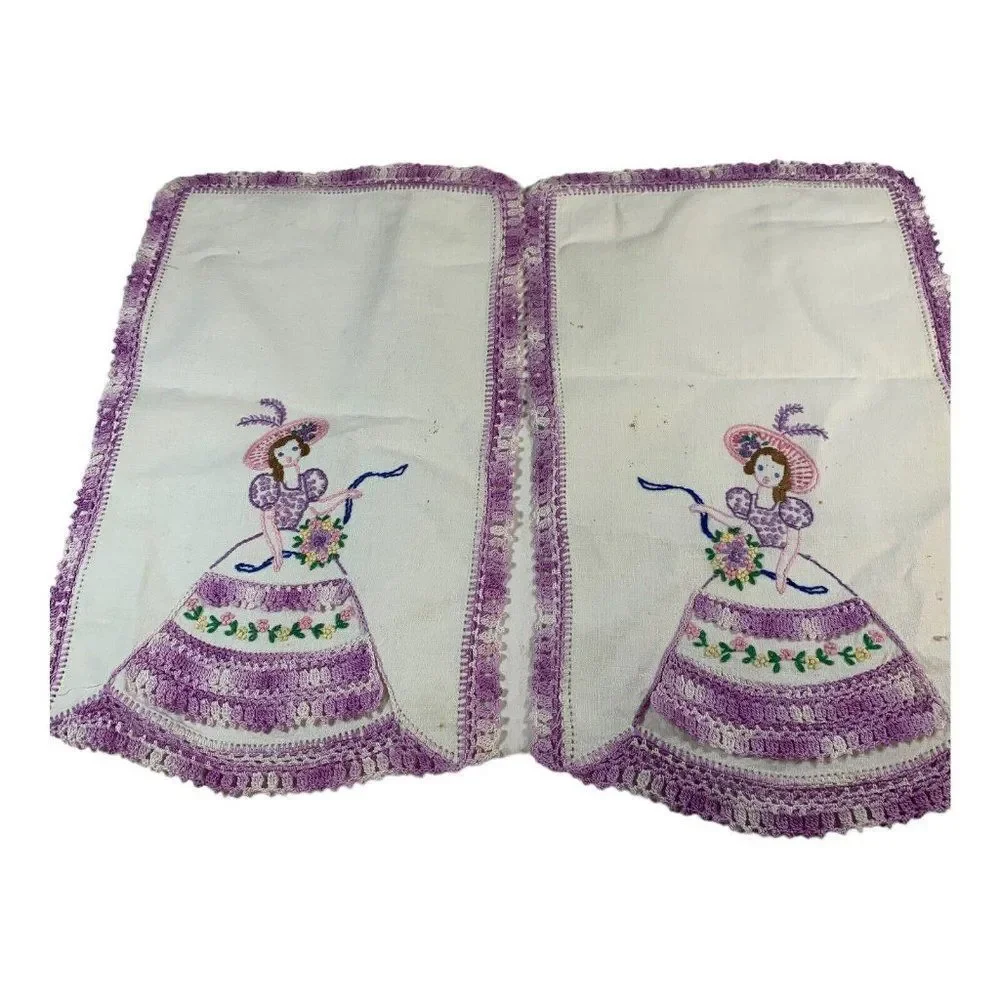 Vintqage Victorian Lady Matching hand embroidered lace edged tea towels READ